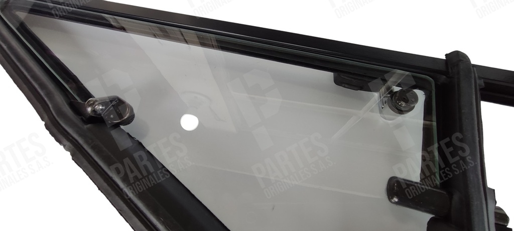 Quiebraviento Puerta Izquierda (Incoloro)  VW 9.150
